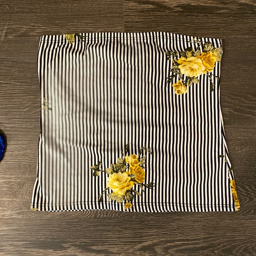 CLOSET CLEAR OUT! Floral tube top
